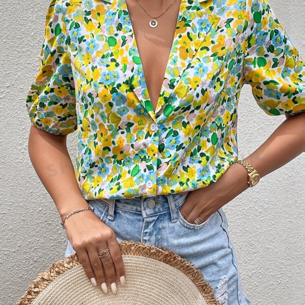 SHEIN VCAY Women's Floral Printed Puff Sleeve
Blouse - Picture 2 of 8
